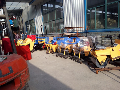 福瑞得機(jī)械座駕壓路機(jī)，手扶壓路機(jī)，小型灌縫機(jī)，井蓋切割機(jī)及時(shí)發(fā)貨
