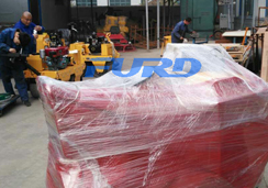 福瑞得機(jī)械座駕壓路機(jī)、手扶壓路機(jī)、灌縫機(jī)及時(shí)包裝發(fā)貨