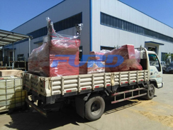 福瑞得機械手扶雙輪壓路機，座駕壓路機正式裝車發(fā)往客戶所在地