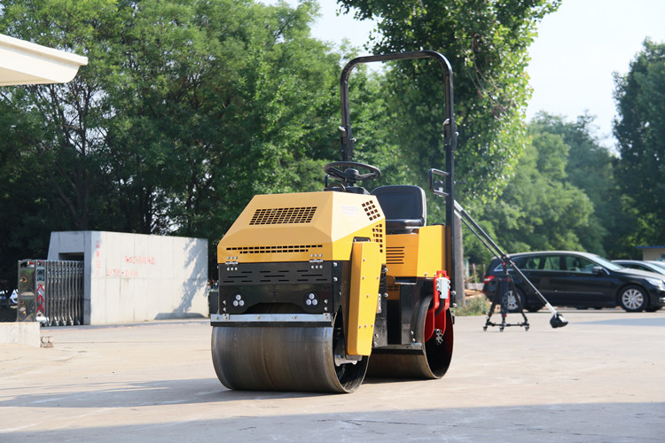 “明星款”小型壓路機(jī)，讓大家的選擇不再“迷路”！